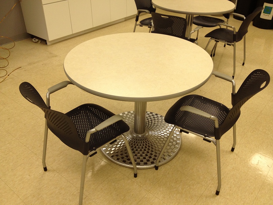 Lunch Room Tables And Chairs, Round Lunchroom Tables